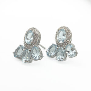 Pendientes agua marina y diamantes.