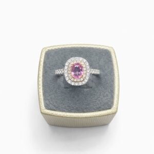 Anillo con Zafiro rosa y diamantes. - Imagen 2
