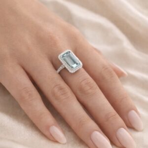 Anillo con Aguamarina y Diamantes - Imagen 2