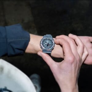 G-SHOCK CLASSIC GA-2100CM-8AER - Imagen 2